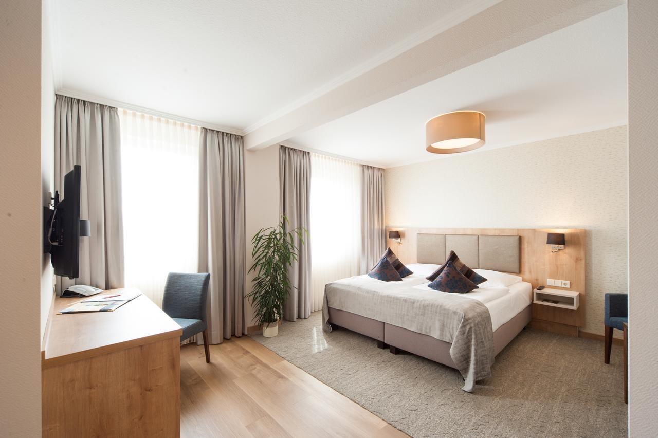 Hotel Restaurant Bullerdieck Garbsen Dış mekan fotoğraf